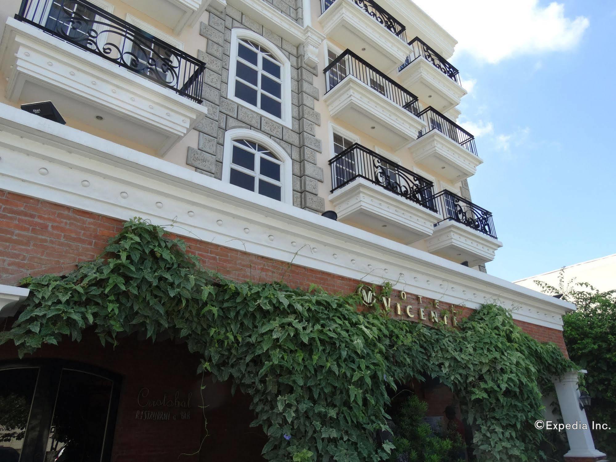 Hotel Emilia Davao Stadt Exterior foto