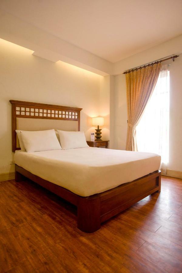 Hotel Emilia Davao Stadt Exterior foto